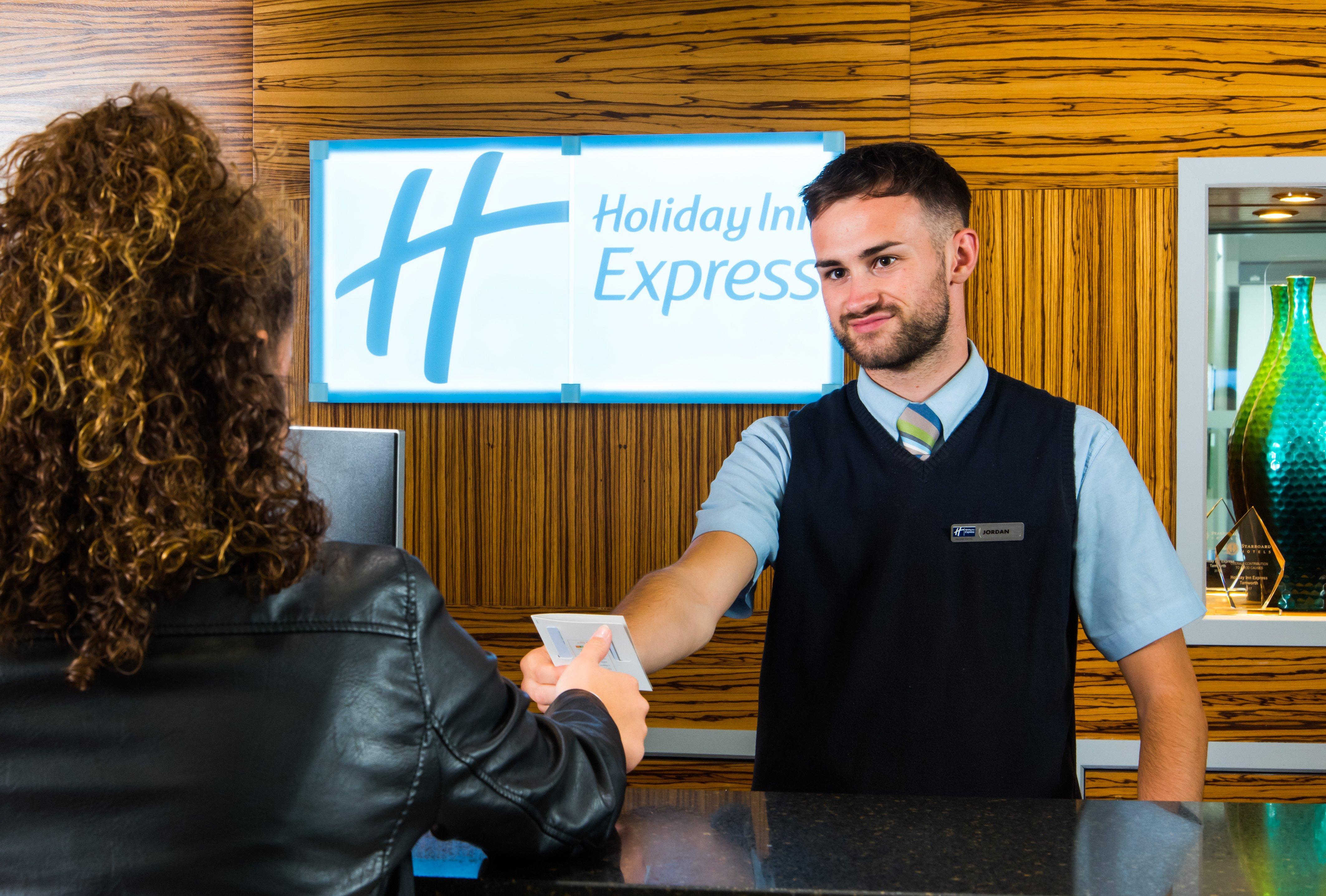 Holiday Inn Express Tamworth, An Ihg Hotel Екстер'єр фото